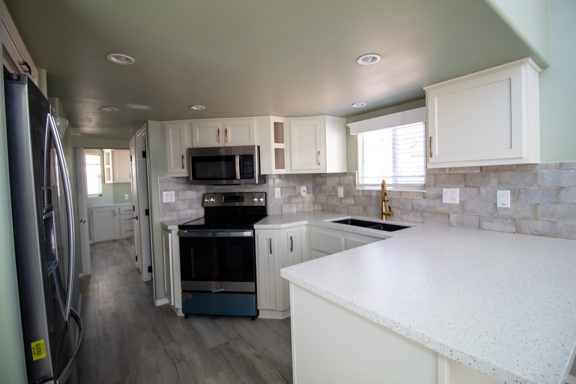 Alpine lofts al11351r kitchen home features