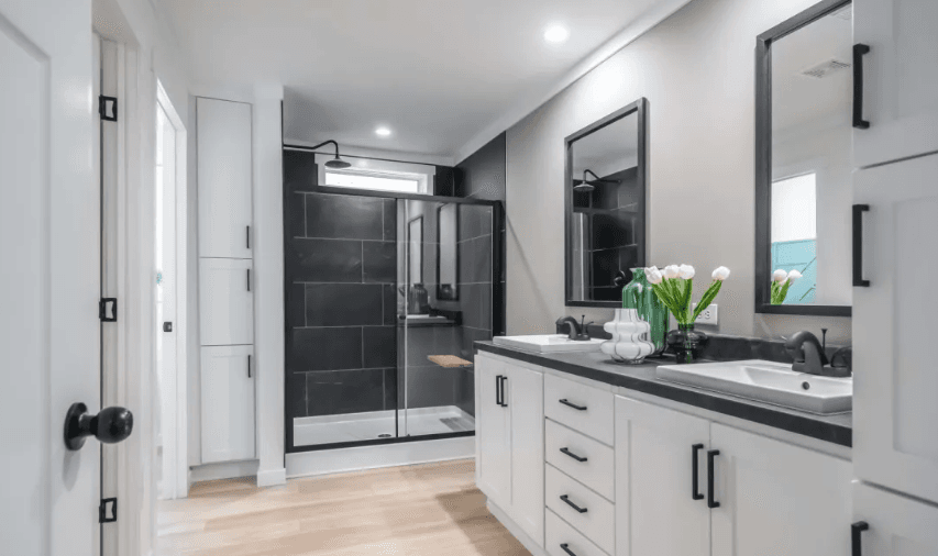 Kritzer 1493 bathroom home features