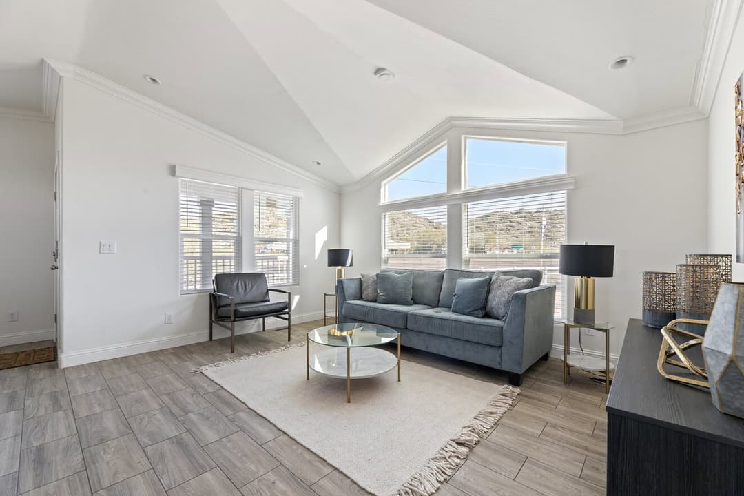 Sedona ridge interior home features