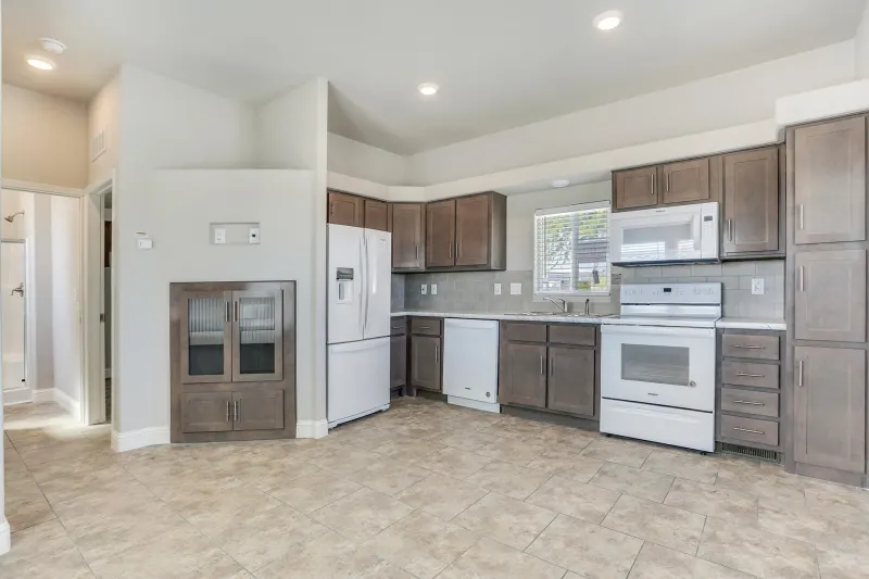 Desert vista apdv101 kitchen home features
