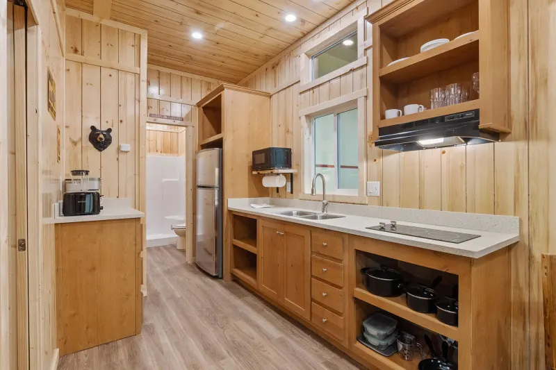 Apsn4110l w/ bunk room kitchen home features