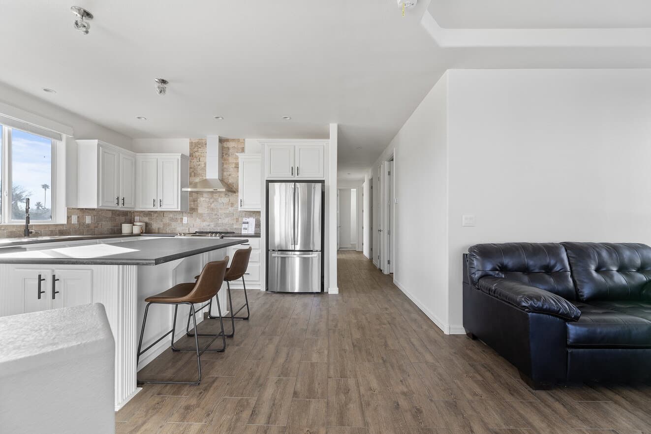 Pacifica  interior home features