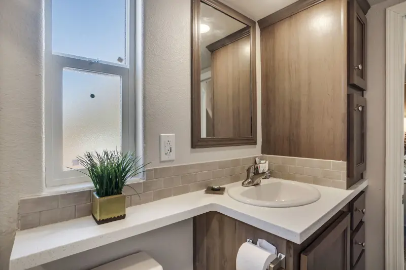 Desert vista apdv1531 bathroom home features