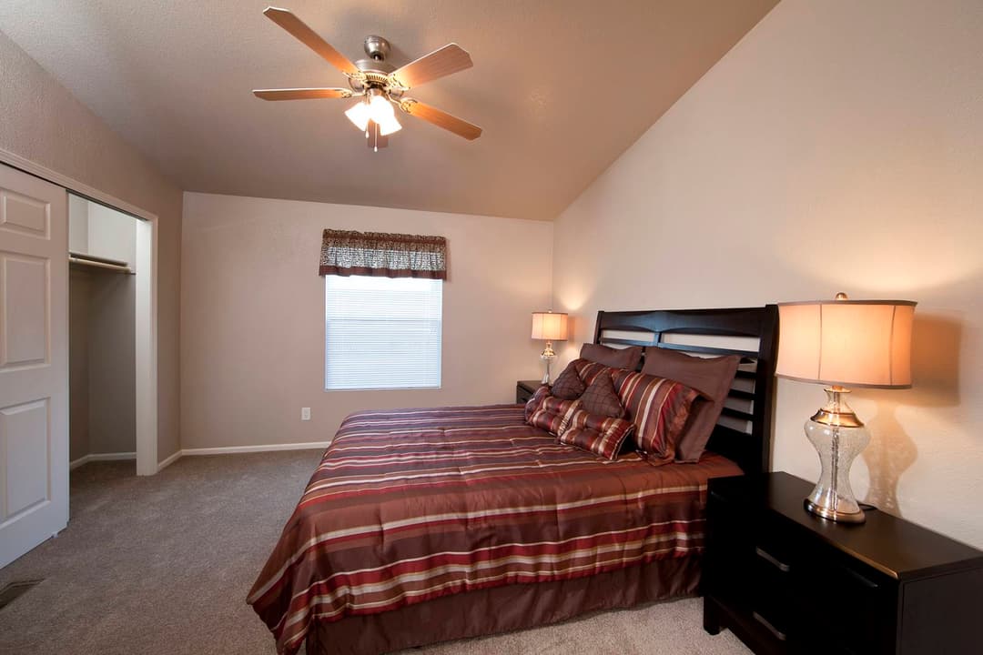 American freedom 2844 bedroom home features