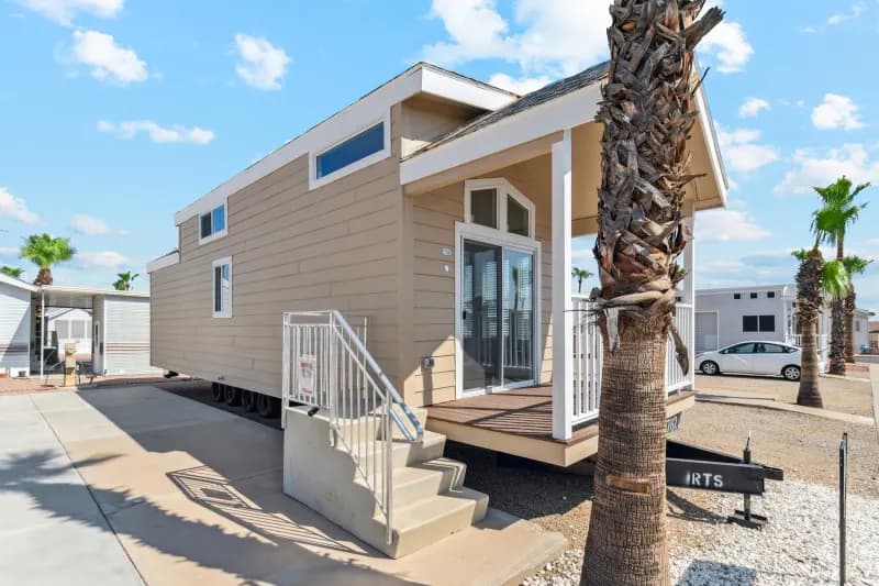 Desert vista apdv207-l elevation and exterior home features