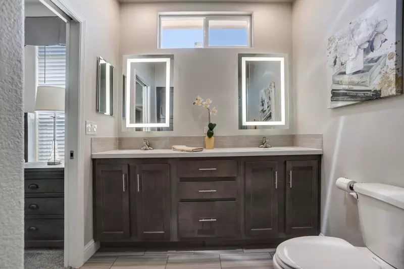American freedom 2849x  bathroom home features